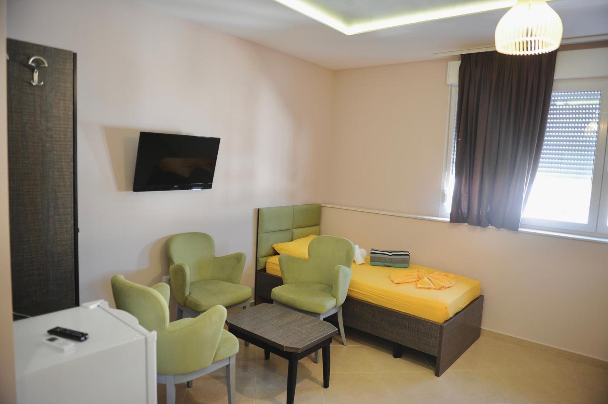 Hotel Fish Land Plazhi San Pietro Eksteriør billede