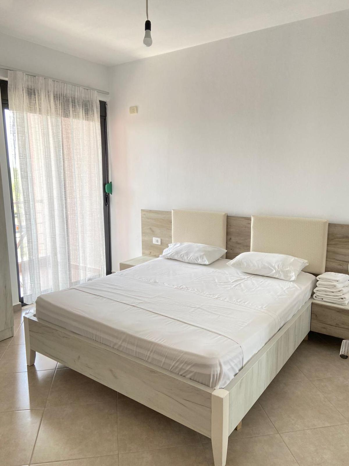 Hotel Fish Land Plazhi San Pietro Eksteriør billede